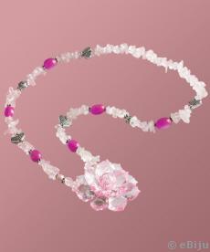 Colier roz cu elemente argintii şi perle de sticlă
