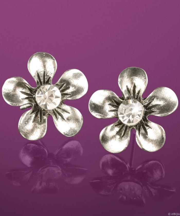 Cercei flori argintii cu cinci petale