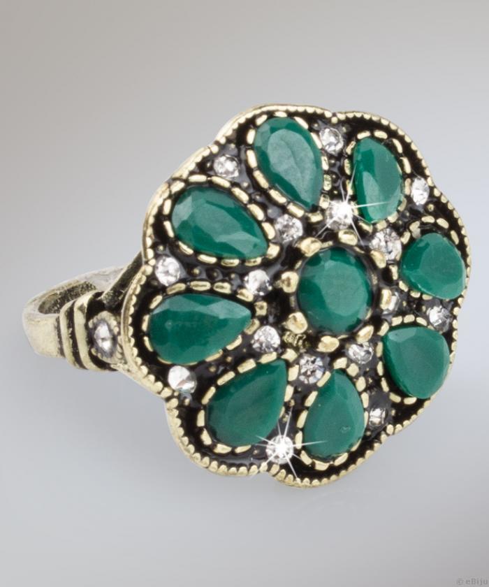 Inel floare verde, cu cristale şi metal auriu antichizat, 16 mm